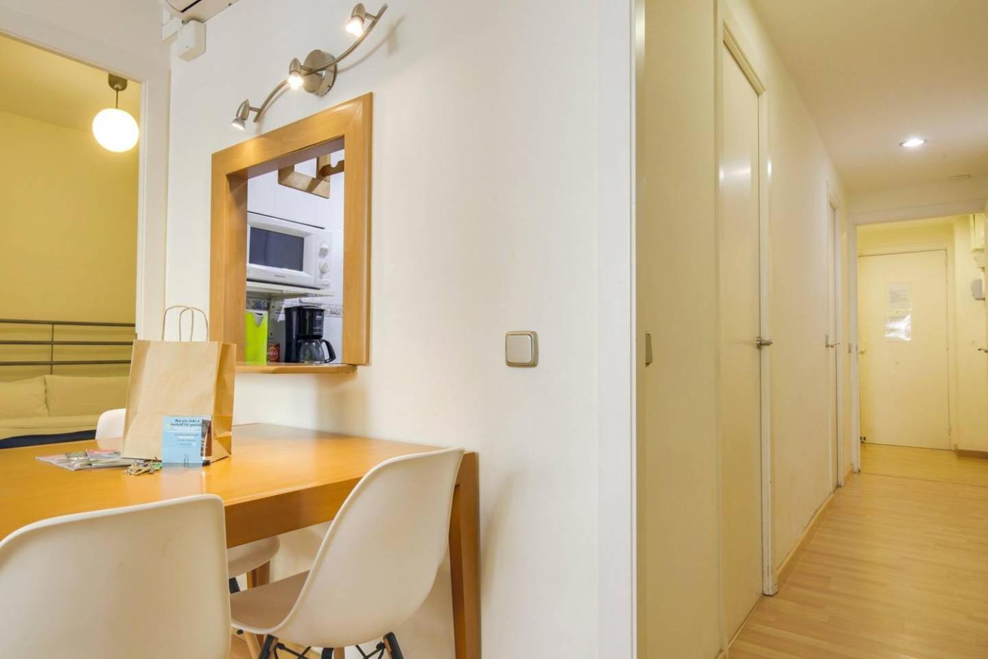 Cozy 2 Bedroom Next To Arc De Triomf Barcelone Extérieur photo